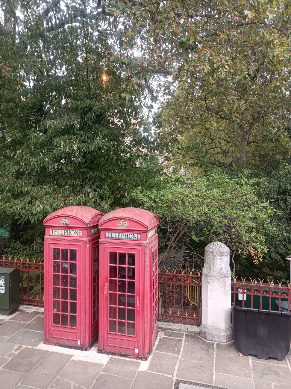 London’s Iconic Red Phone Boxes: A Nostalgic Symbol of the Capital